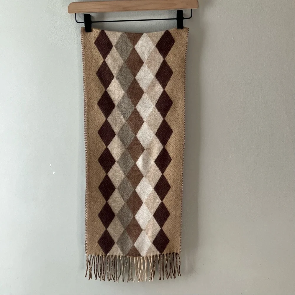 VINTAGE Cashmink Diamond Pattern Fringe Scarf